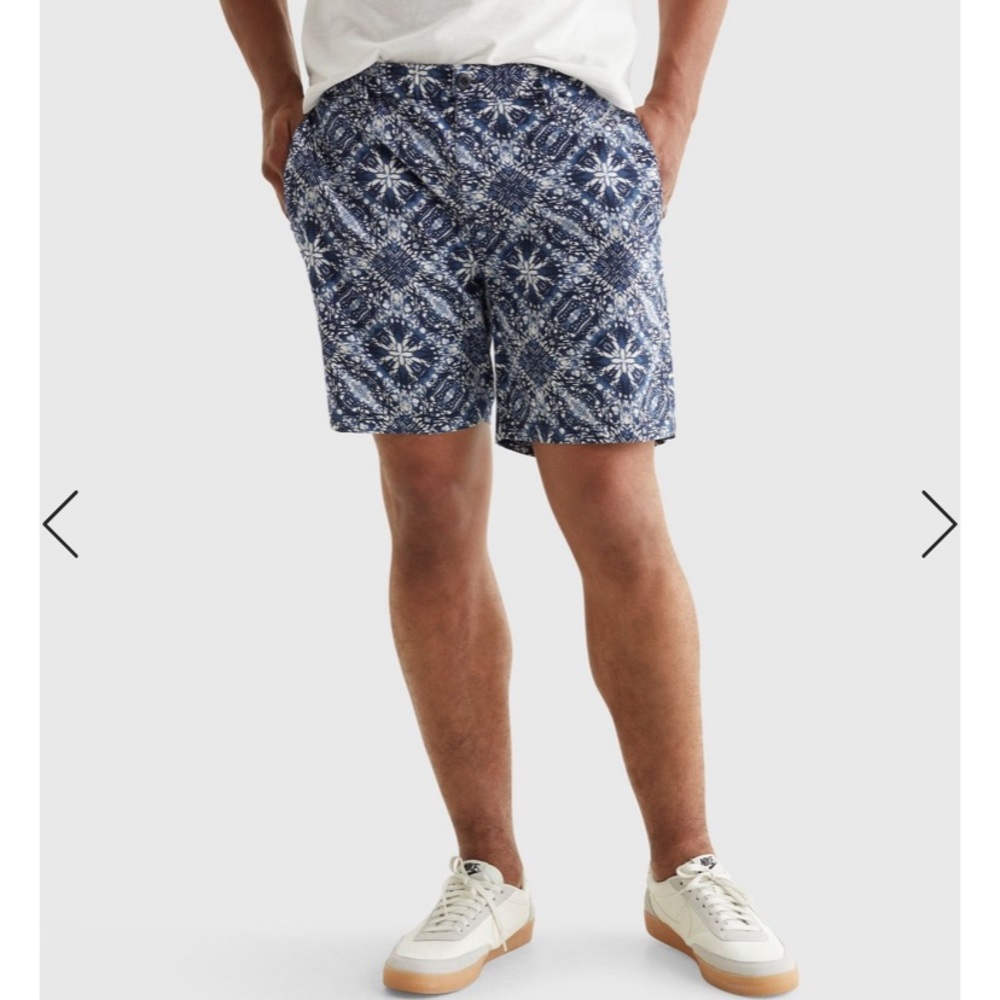 NWT Lucky Brand Printed Flat Front Men’s Short size 33